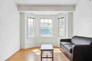 featured image of 727 S Forest Ave