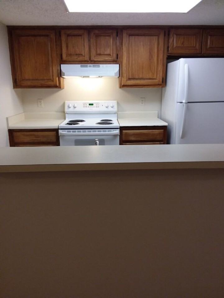 7650 Jana Ln S - Photo 3 of 16