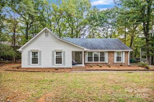 7601 Robin Crest Rd - Photo 1 of 1
