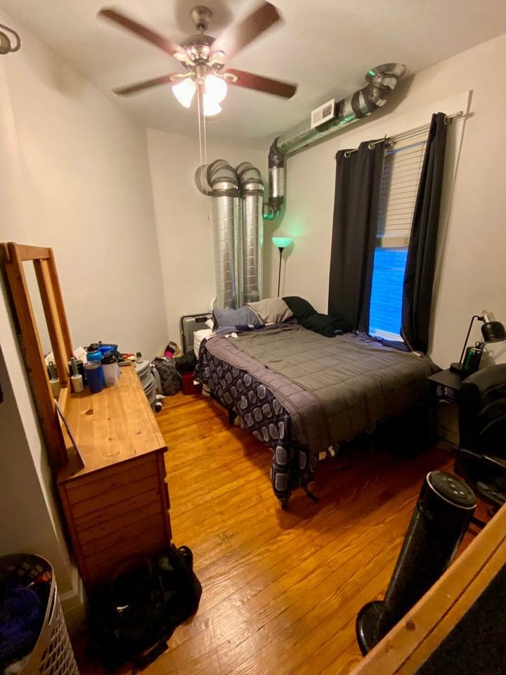 465 Warner St - Photo 7 of 34