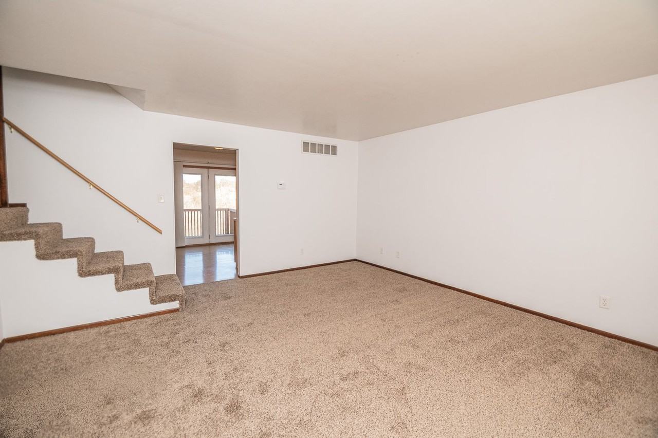 1877 Adams St - Photo 2 of 29