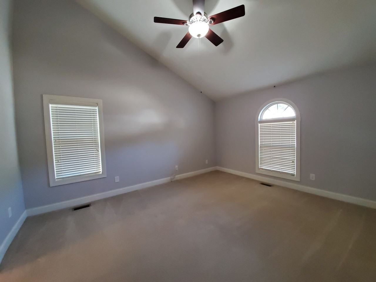 75 Grayson Pl - Photo 4 of 39