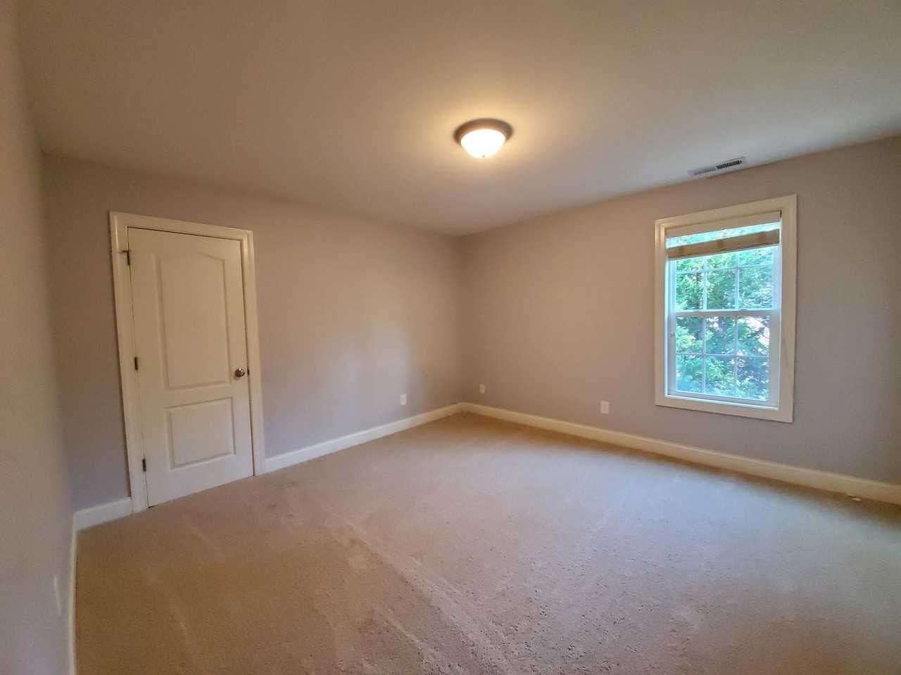 75 Grayson Pl - Photo 7 of 39