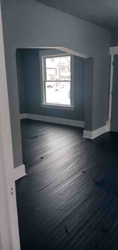 1327 W Albany Pl - Photo 6 of 12