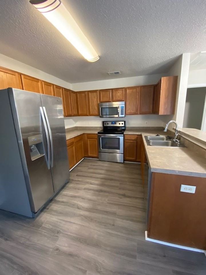 213 Cherry Laural Lane - Photo 6 of 19