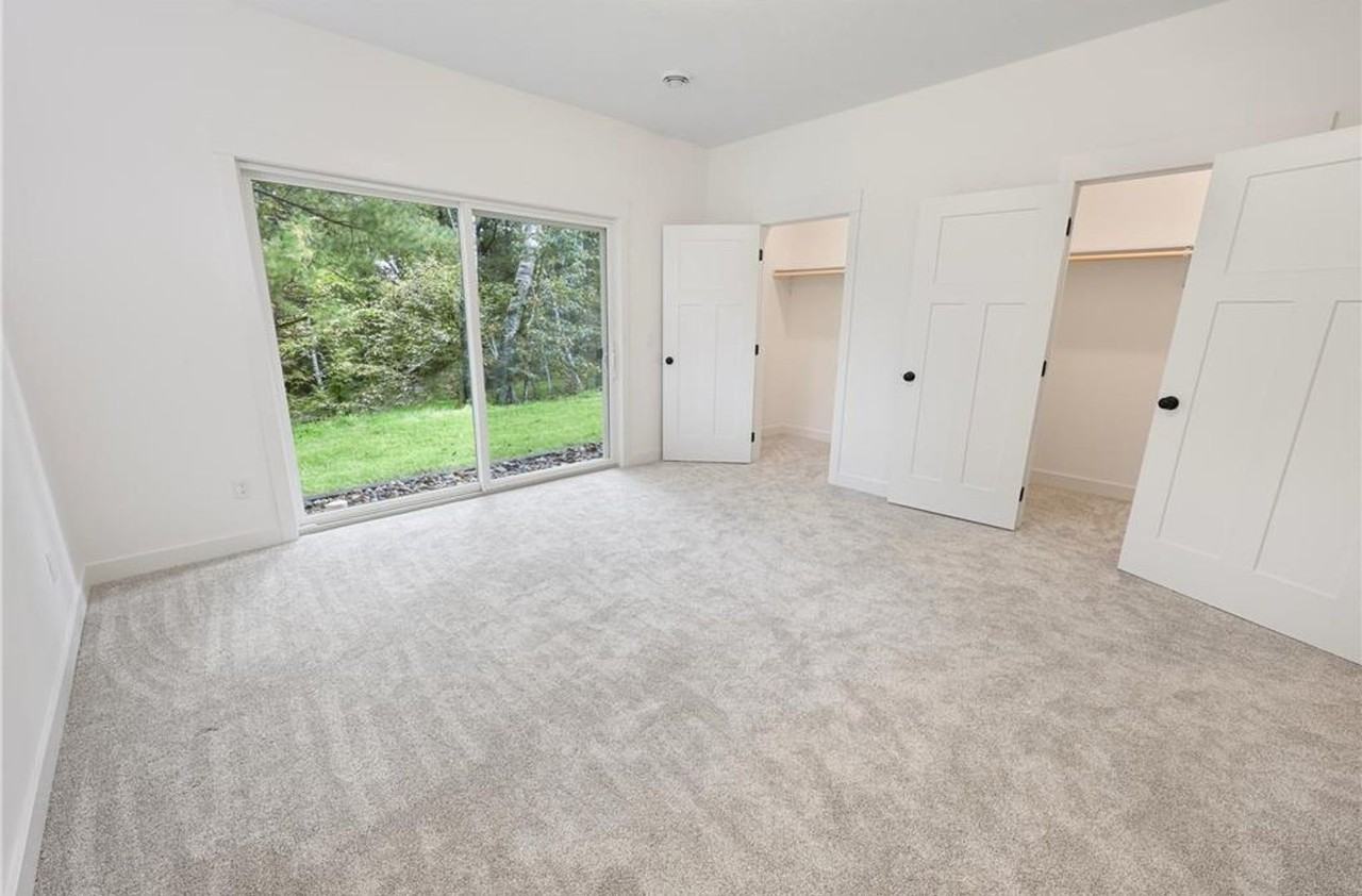 26190 Valentines Way - Photo 6 of 13