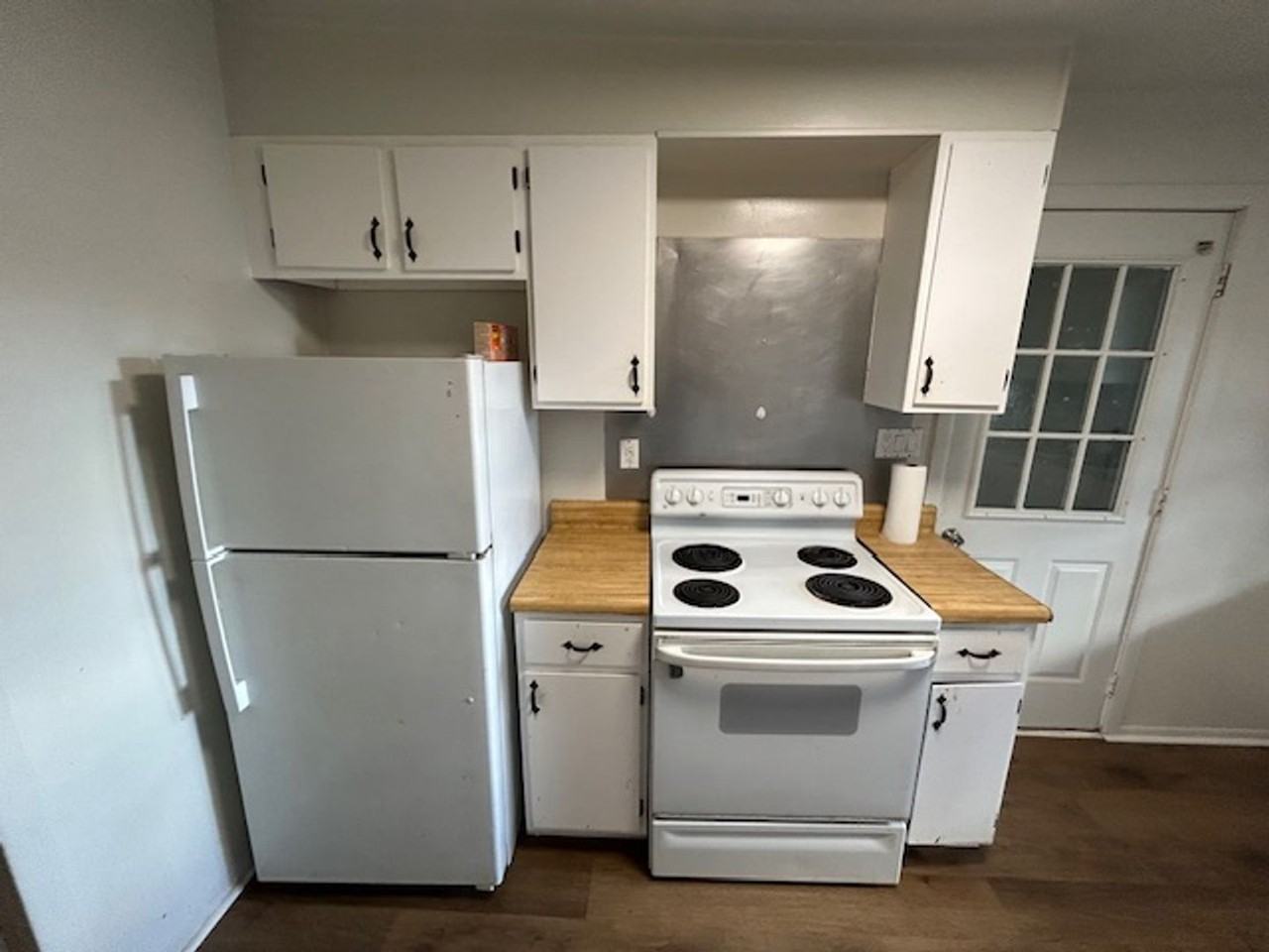 154 Ann St - Photo 3 of 15