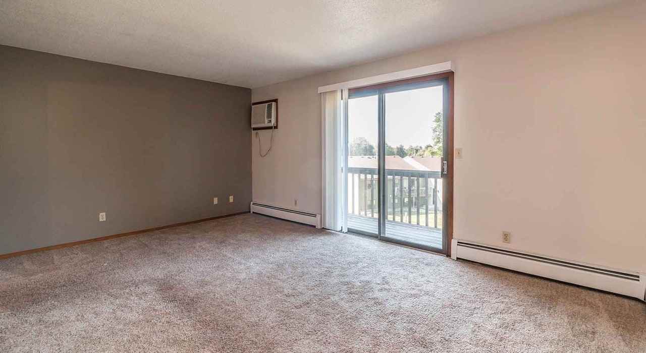 Stoney Hill Apartments 1 - Photo 4 of 16