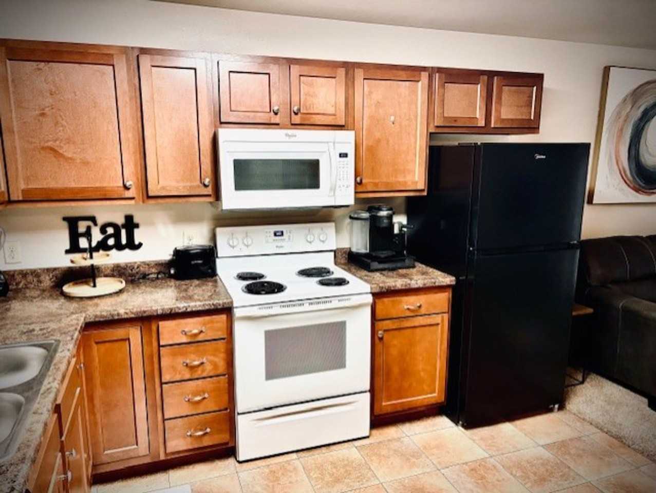 Stoney Hill Apartments 2 - Photo 3 of 11