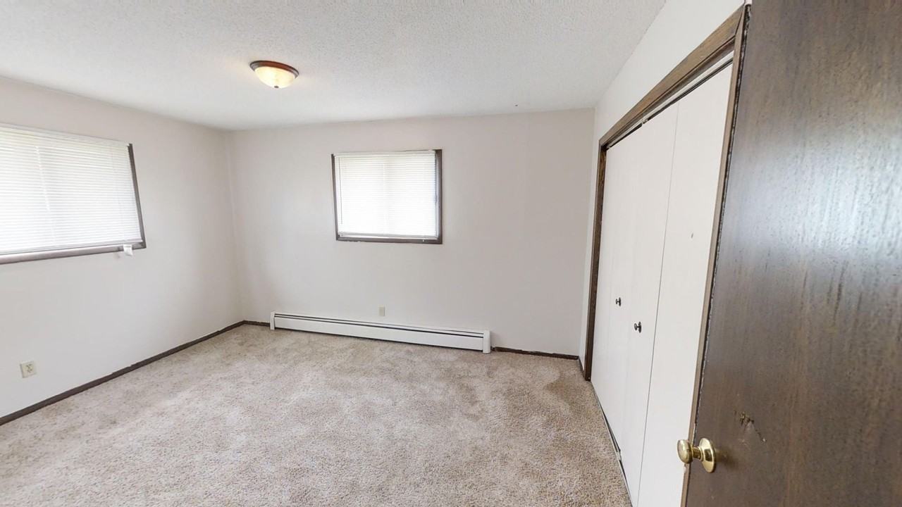 Valley West Apartments - Photo 5 of 9