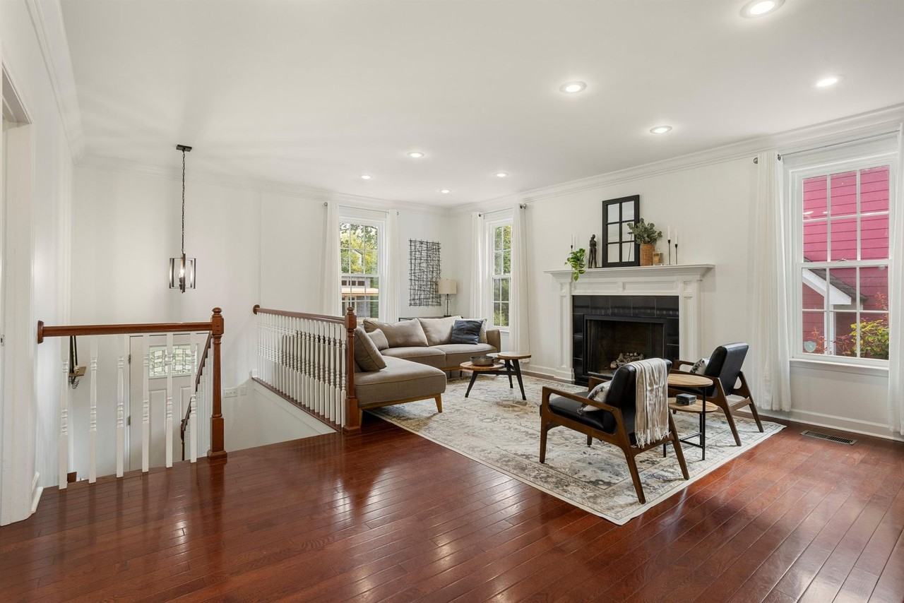 711 Liberty St - Photo 6 of 50