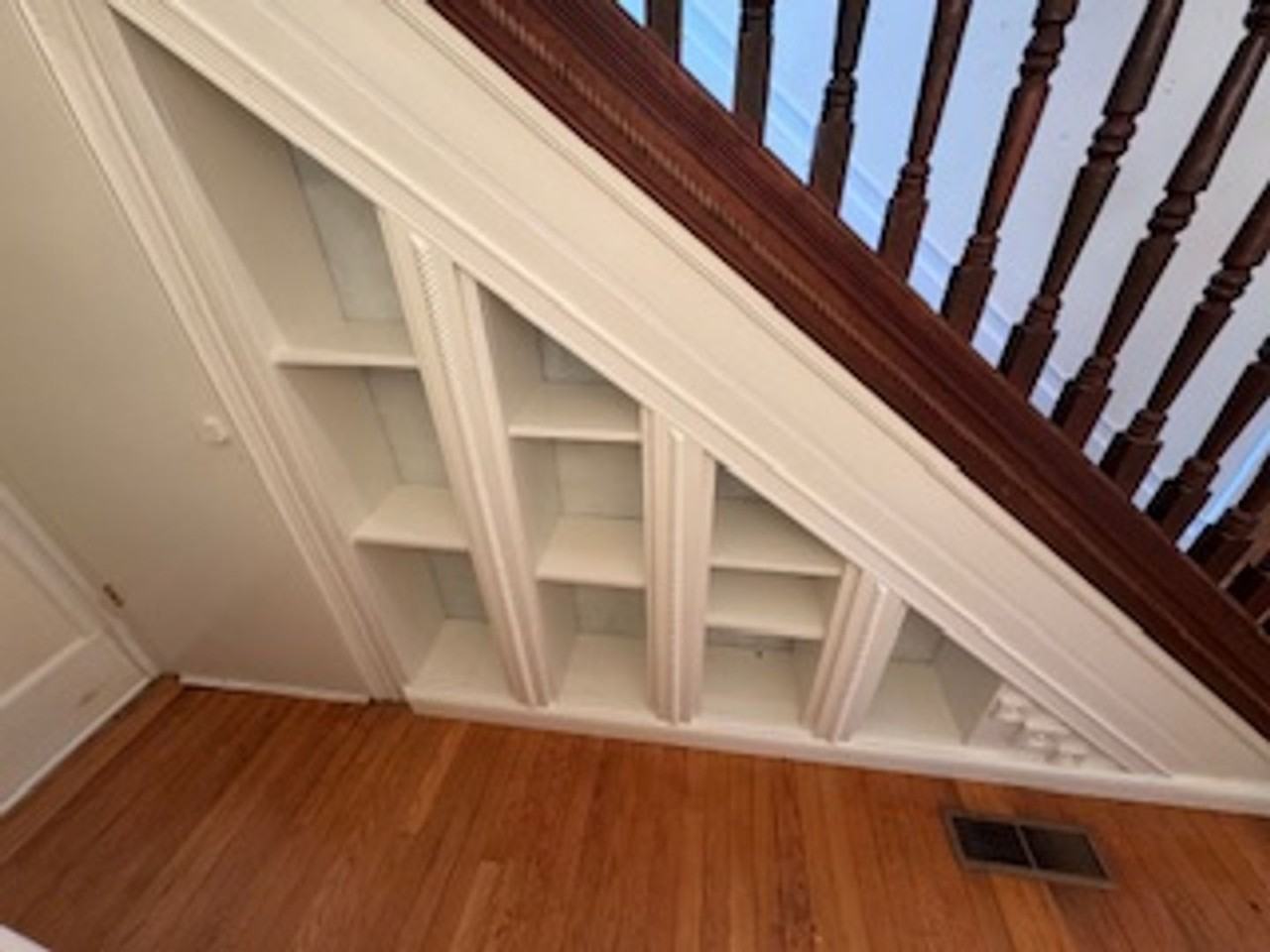 470 Ebenezer Circle - Photo 7 of 26