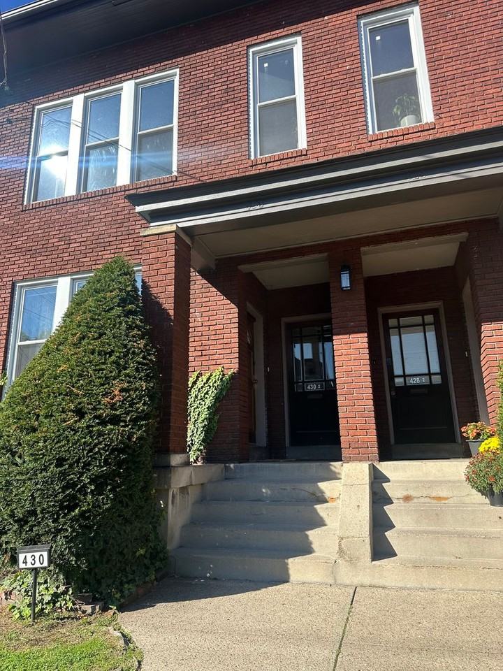 430 South Atlantic Avenue - Photo 2 of 13