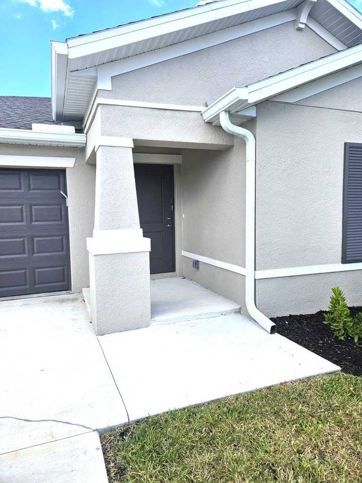 106 Leisure Pl - Photo 2 of 22