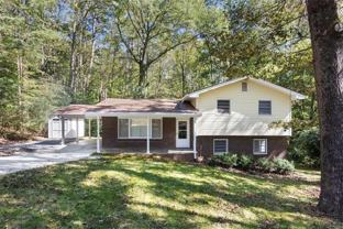 601 Oakdale Rd - Photo 1 of 1