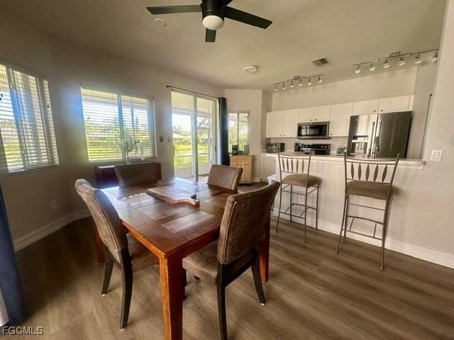 9510 Village View Blvd - Photo 4 of 21