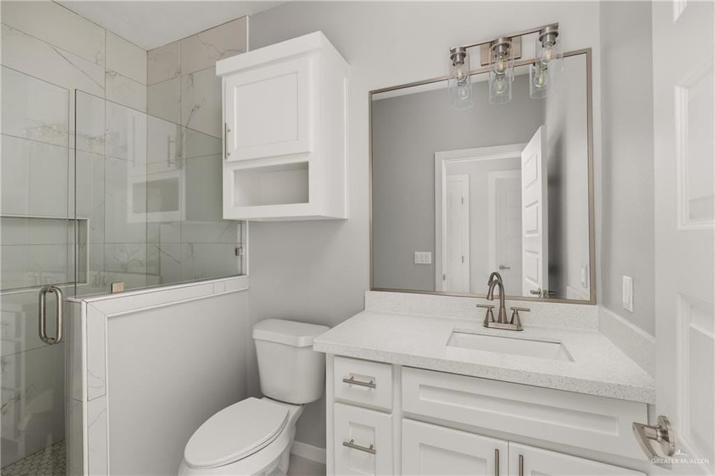 904 Deluxe St - Photo 7 of 11