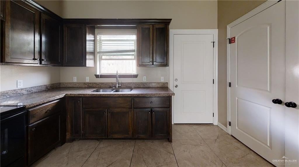 2510 E Garfield Ave #1 - Photo 7 of 10