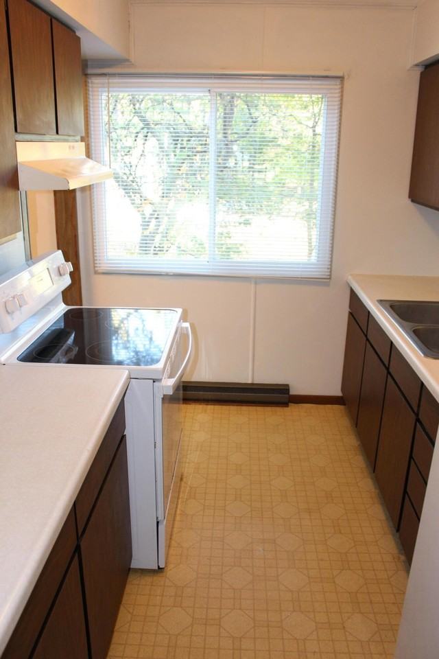 6489 Sorby Rd Apt 210 #210 - Photo 2 of 10