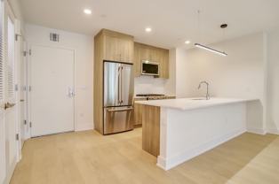 303 Madison St #402 - Photo 1 of 1