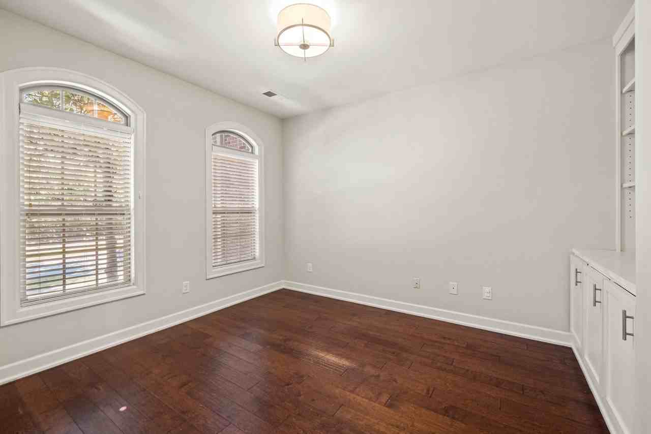 916 Star Of Danube Way - Photo 7 of 50