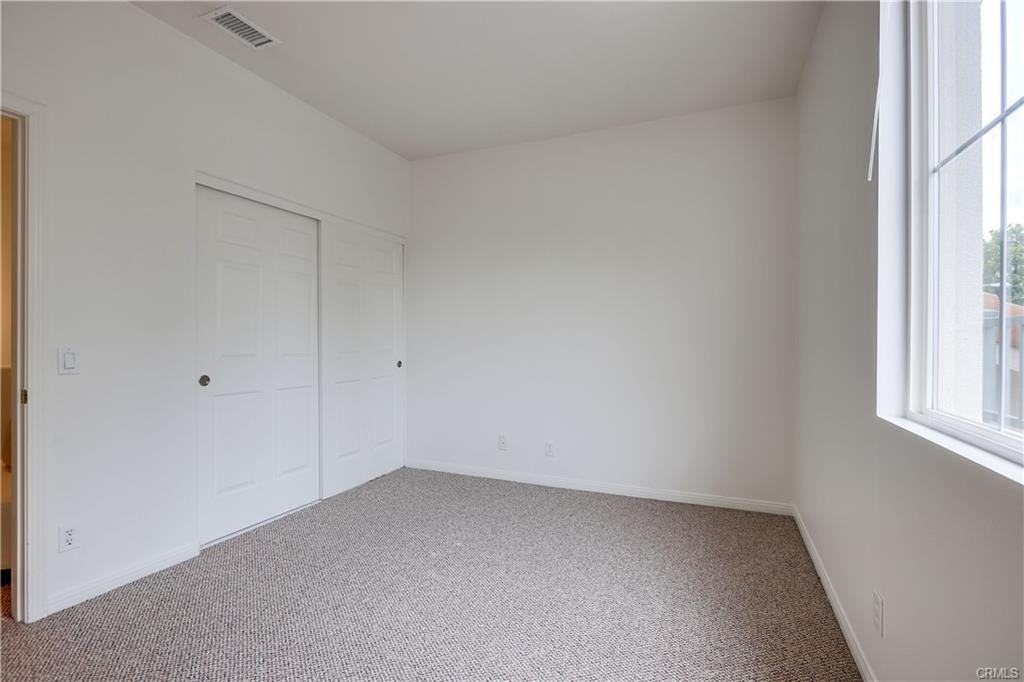 30 Oakhurst Road - Photo 2 of 8