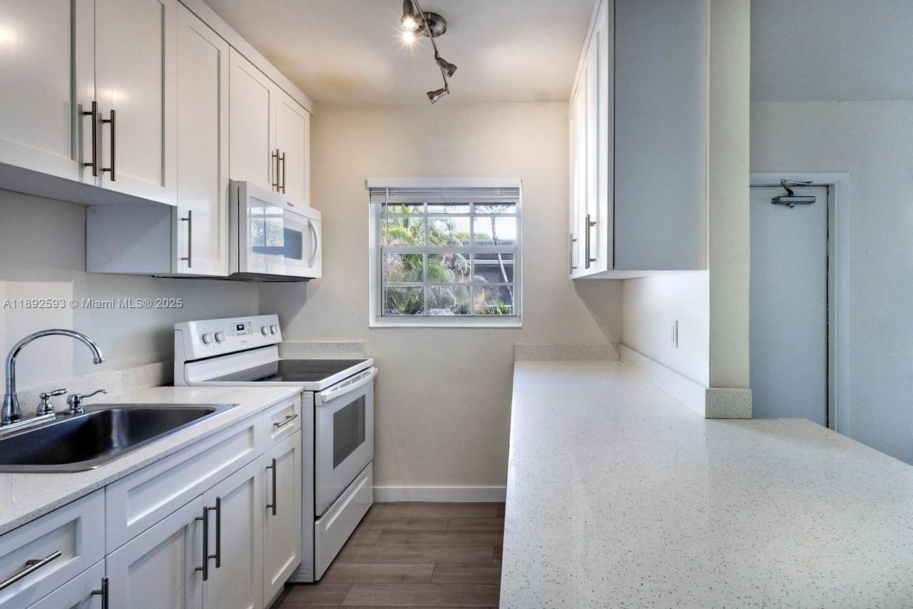 6511 Santona Street #C18