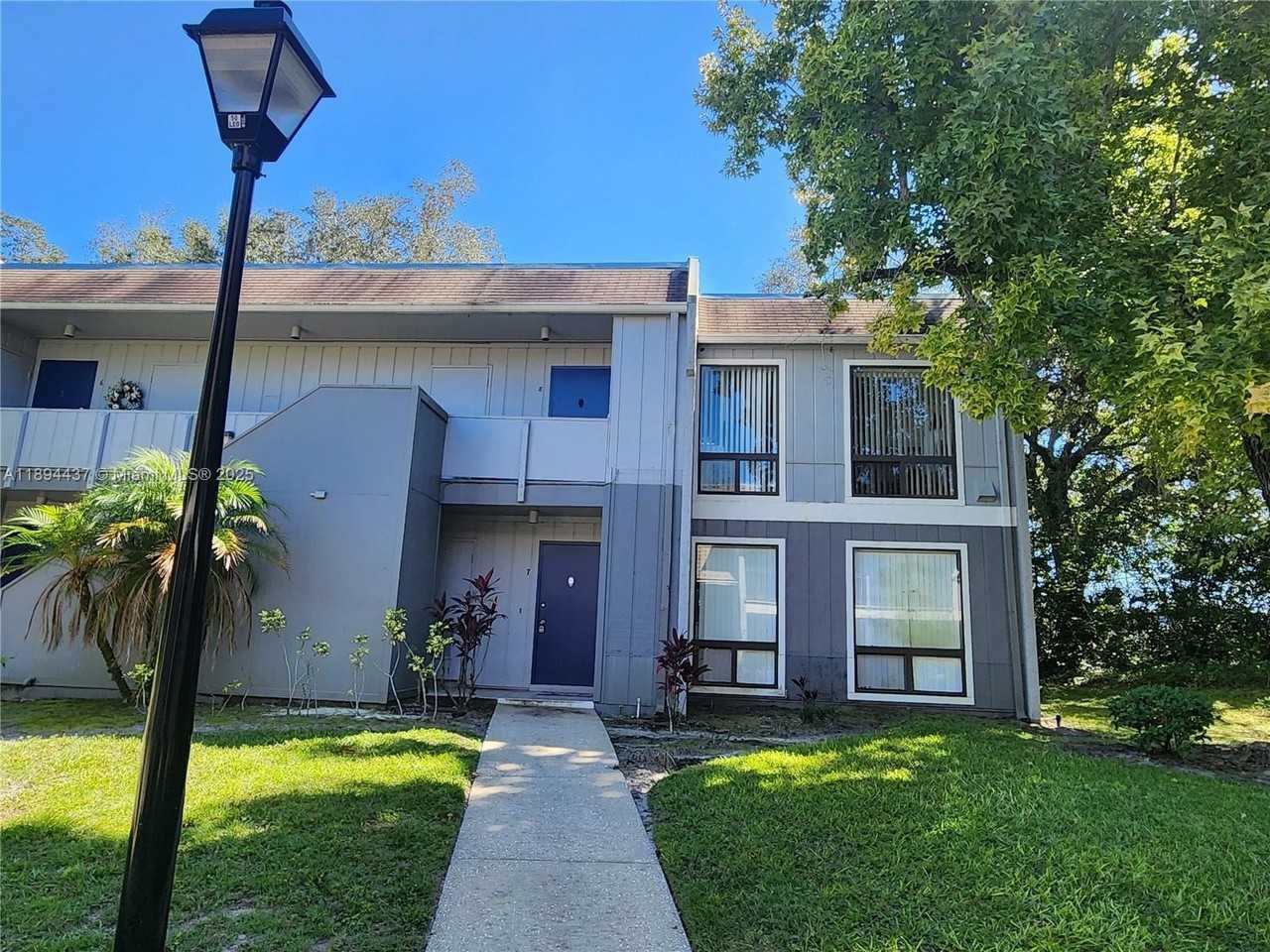 10 Sheoah Blvd #8 - Photo 2 of 20