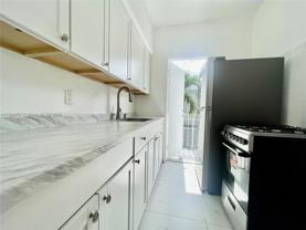 780 81st St #9 - Photo 1 of 1
