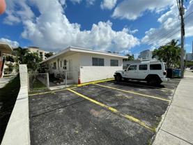 527 Sw 10th St #4 - Photo 1 of 1