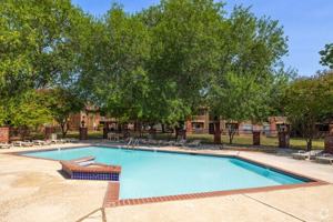 featured image of 1805 Aquarena Springs Dr