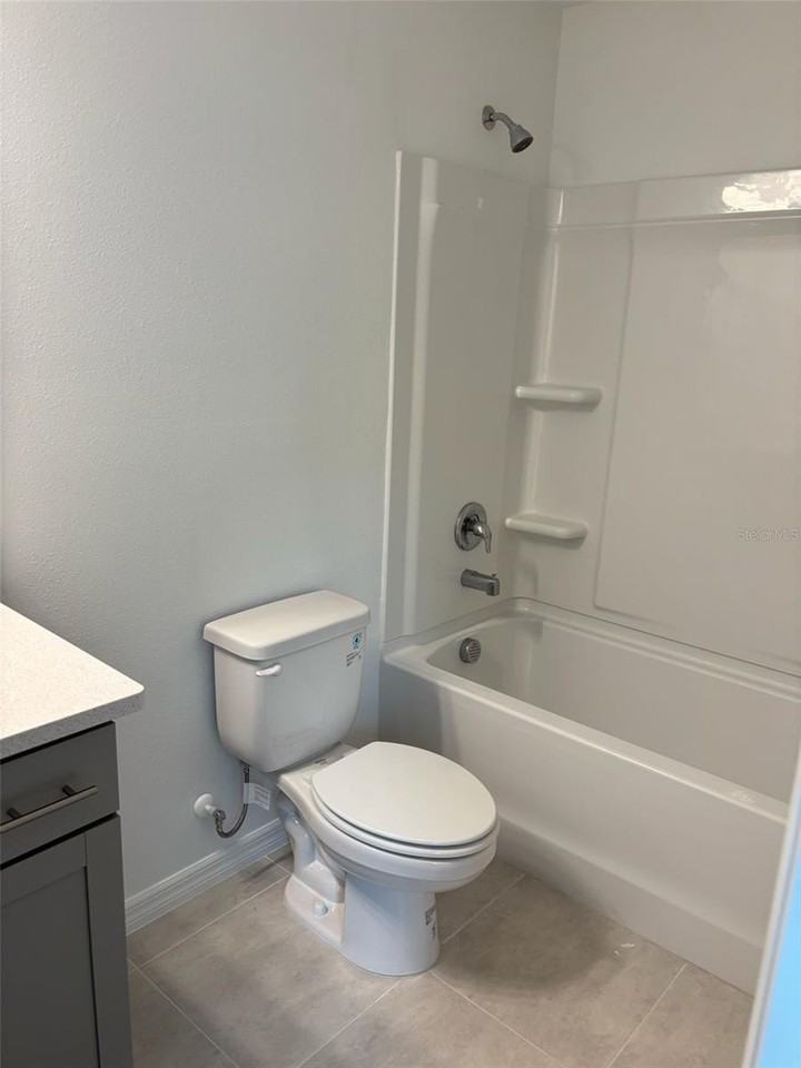 8629 Daybreak St - Photo 2 of 8