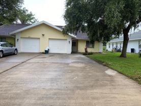250 SE CORAL REEF CT. #B - Photo 1 of 1