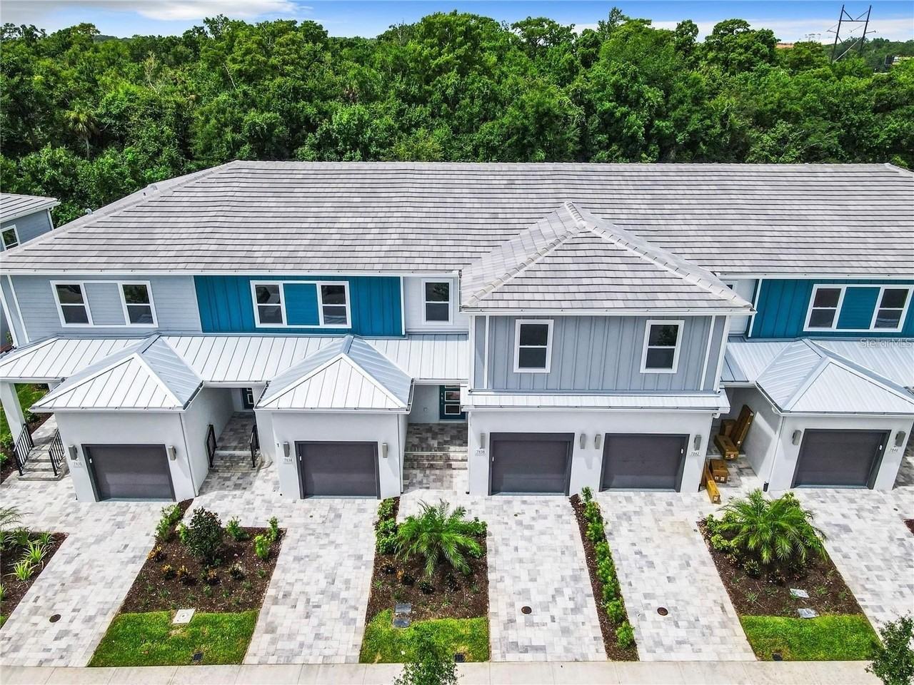 7874 Spectrum Dr - Photo 2 of 22