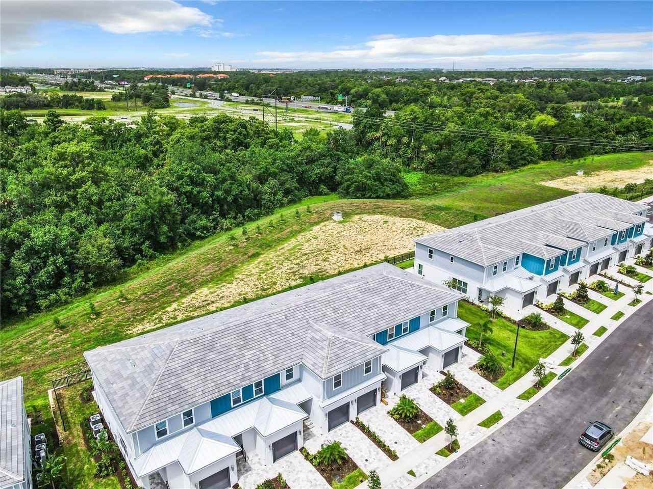 7874 Spectrum Dr - Photo 3 of 22