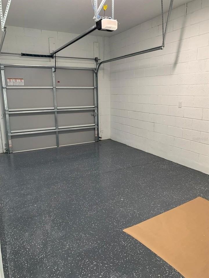 7874 Spectrum Dr - Photo 6 of 22