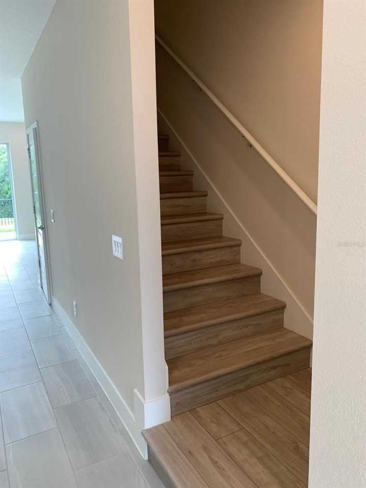 7874 Spectrum Dr - Photo 7 of 22