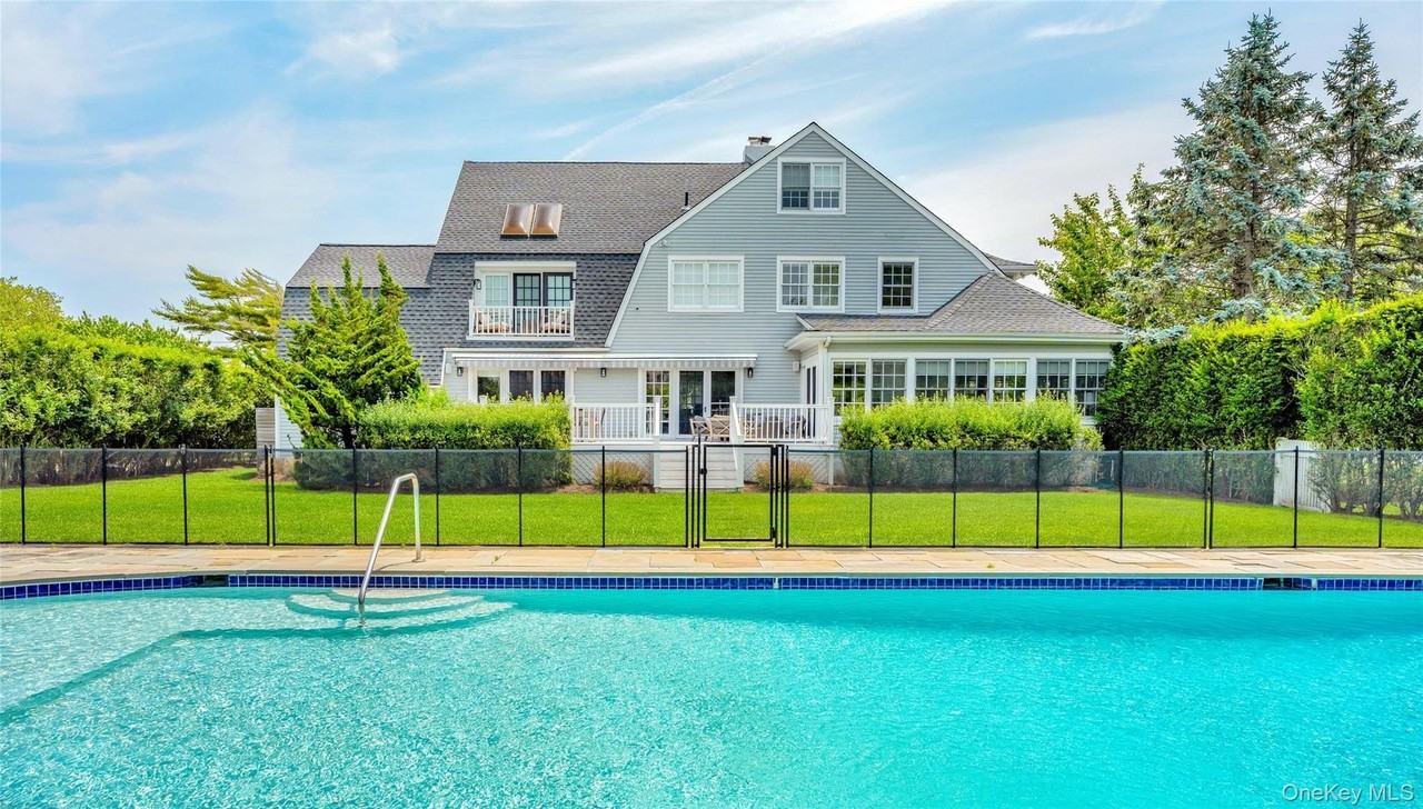 245 Oneck Ln - Photo 2 of 42