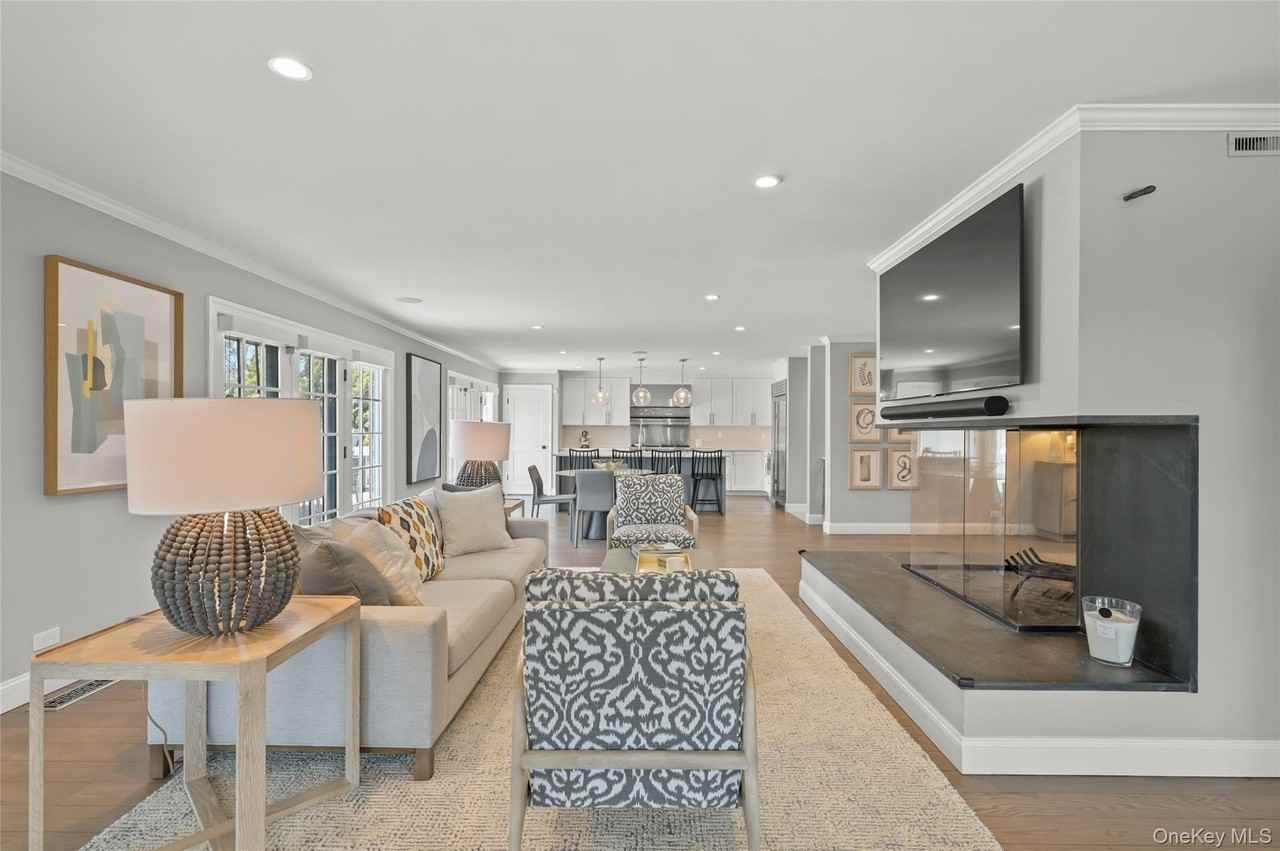 245 Oneck Ln - Photo 6 of 42