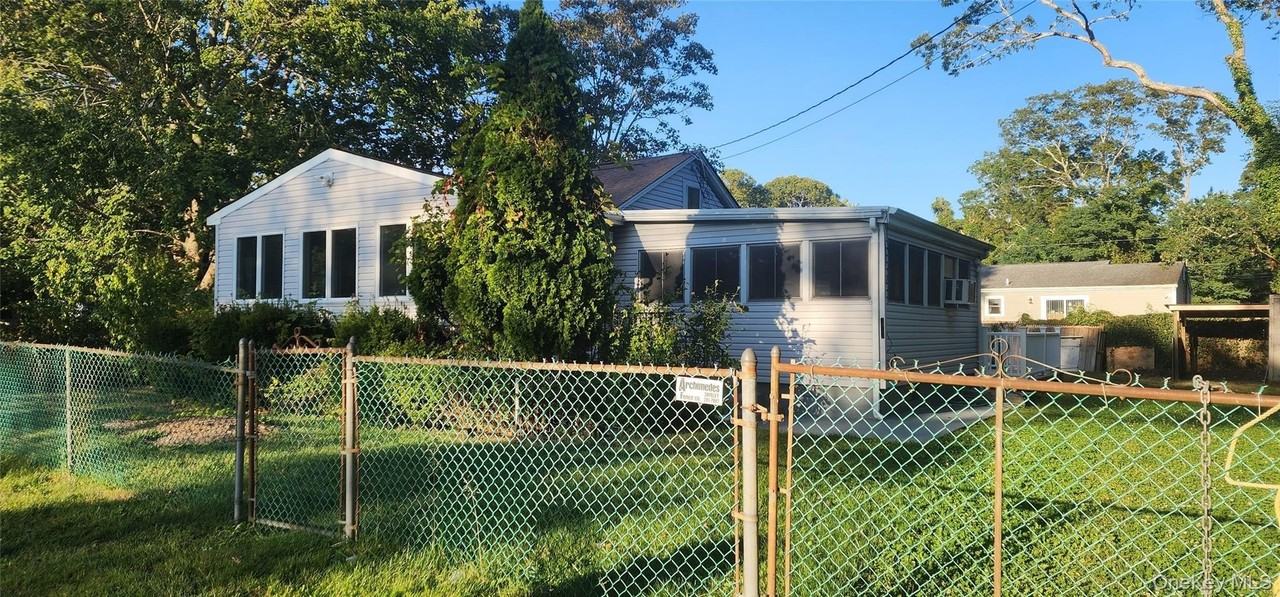 177 Magnolia Dr - Photo 2 of 18