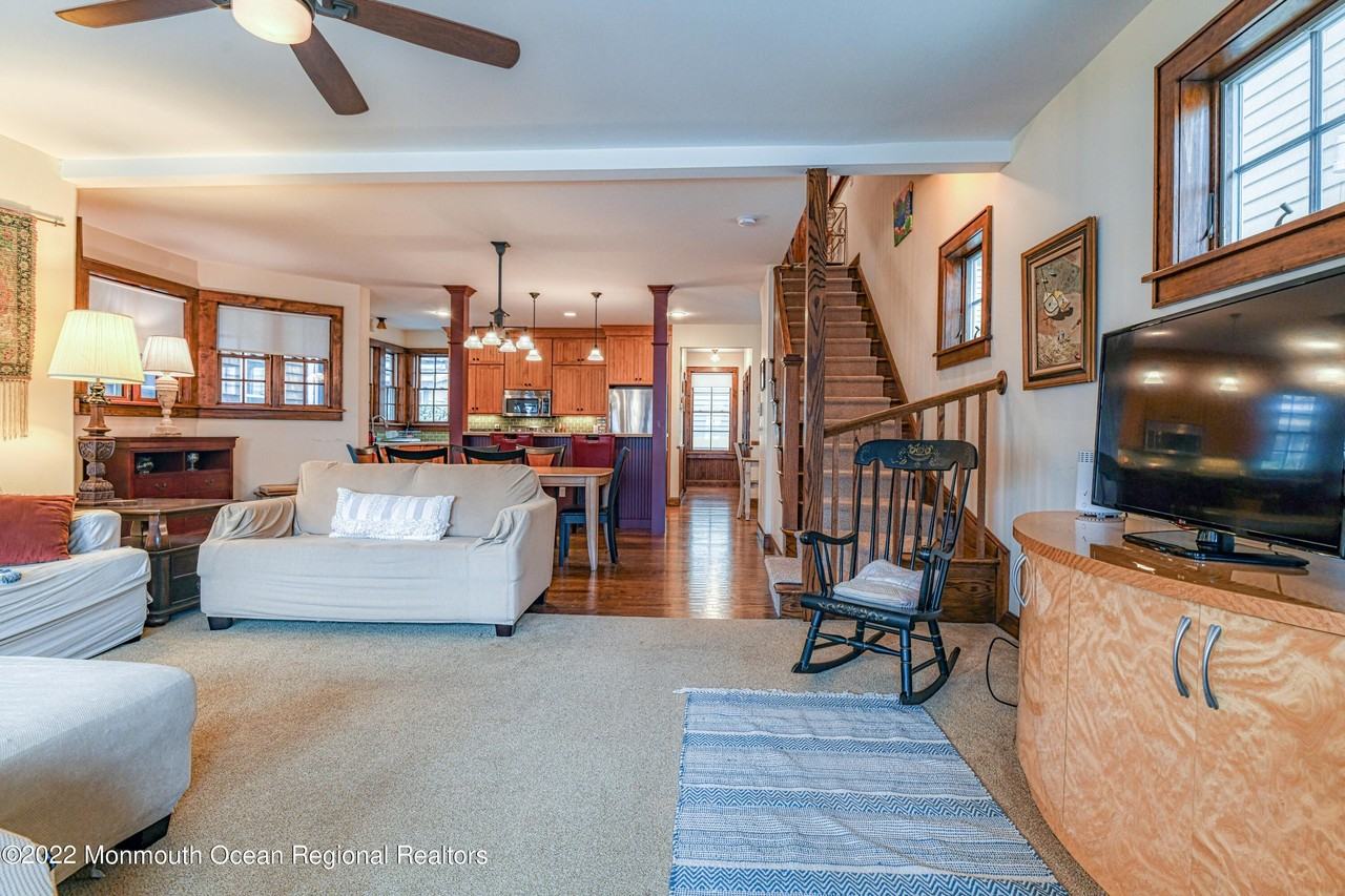 26 Atlantic Ave - Photo 6 of 50