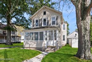 featured image of 448 Monmouth Rd