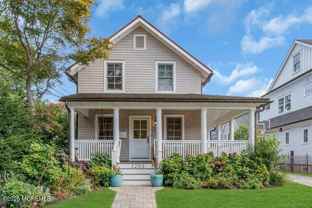 1204 5th Ave - Photo 1 of 1