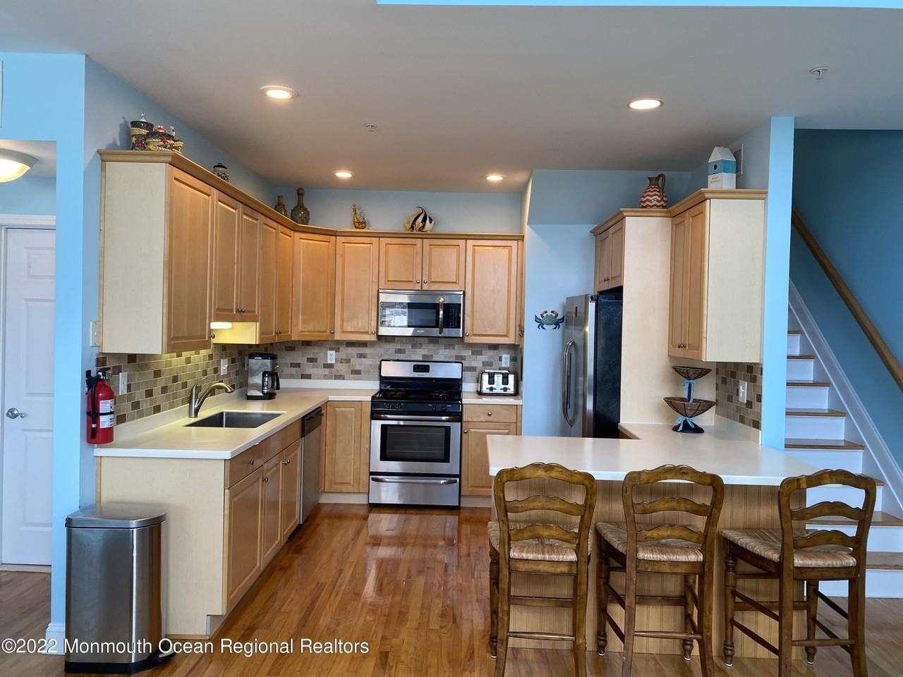 15 Sumner Ave #12 - Photo 5 of 24