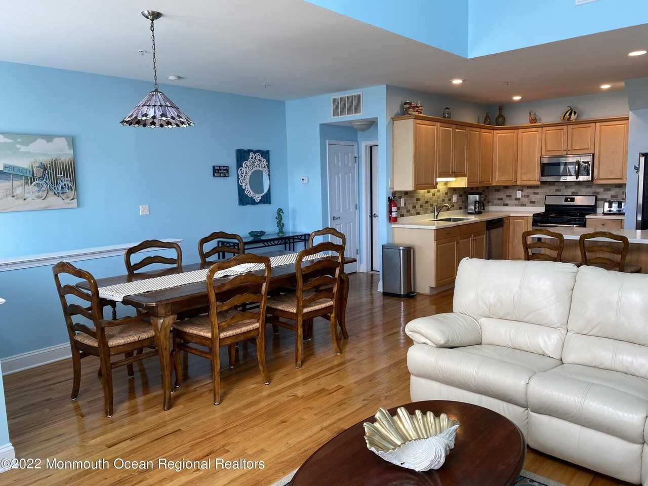 15 Sumner Ave #12 - Photo 7 of 24