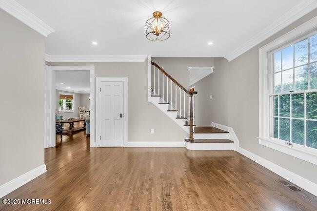 8 Glenwood Pl - Photo 5 of 50