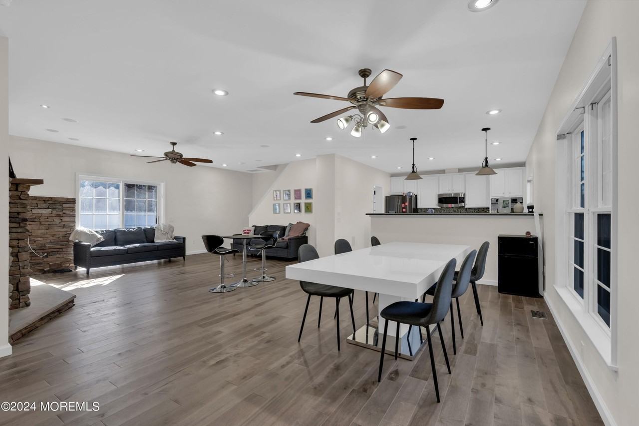 W Park Ave - Photo 2 of 22