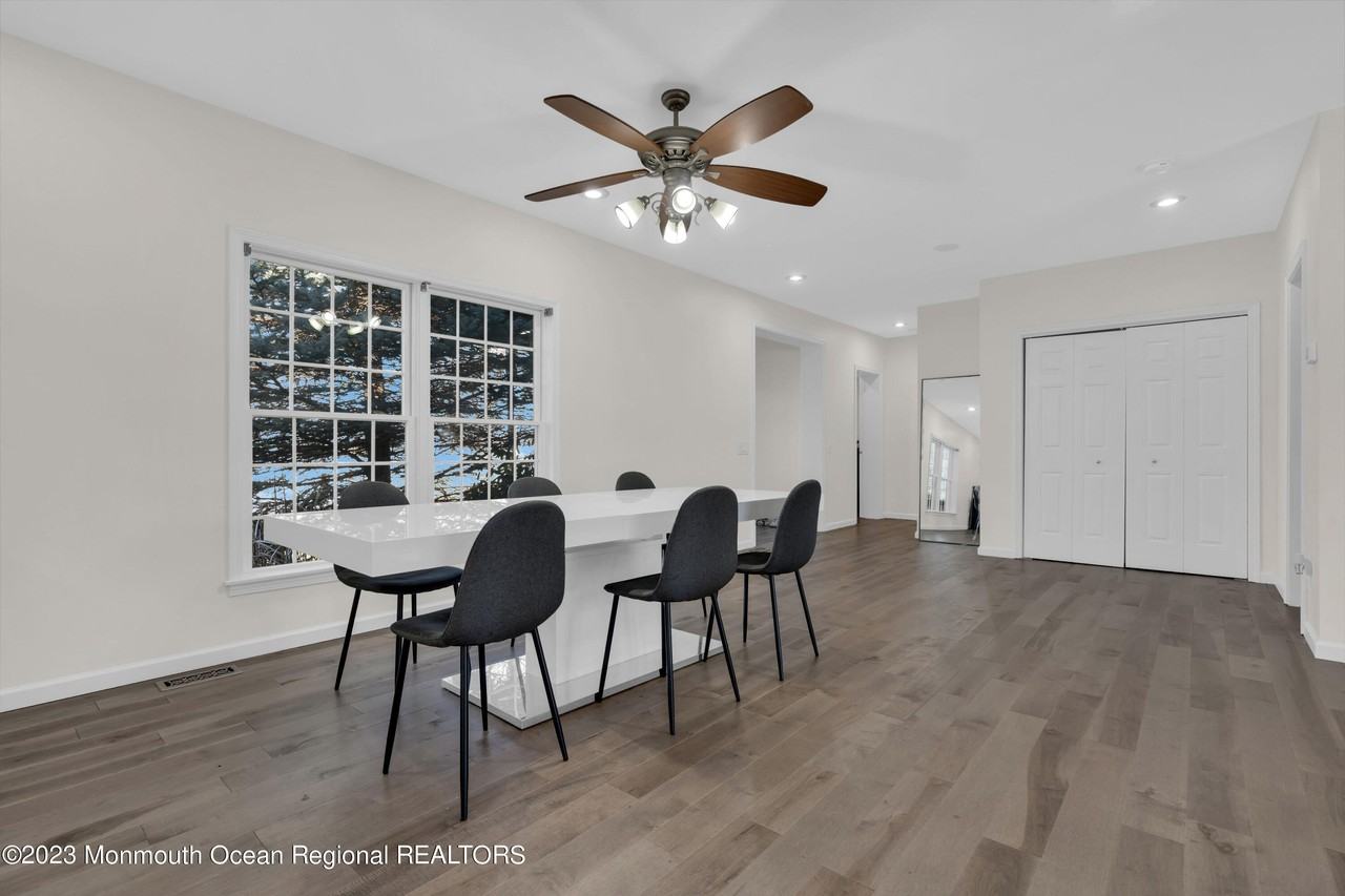 W Park Ave - Photo 3 of 22