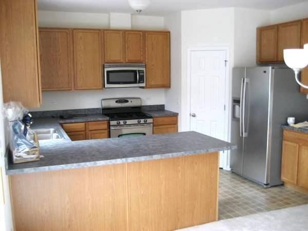 928 Charlton Ln - Photo 5 of 14