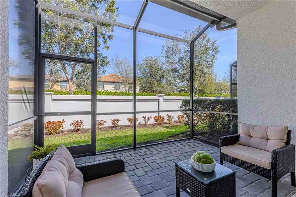 7538 Rockefeller Dr - Photo 5 of 30